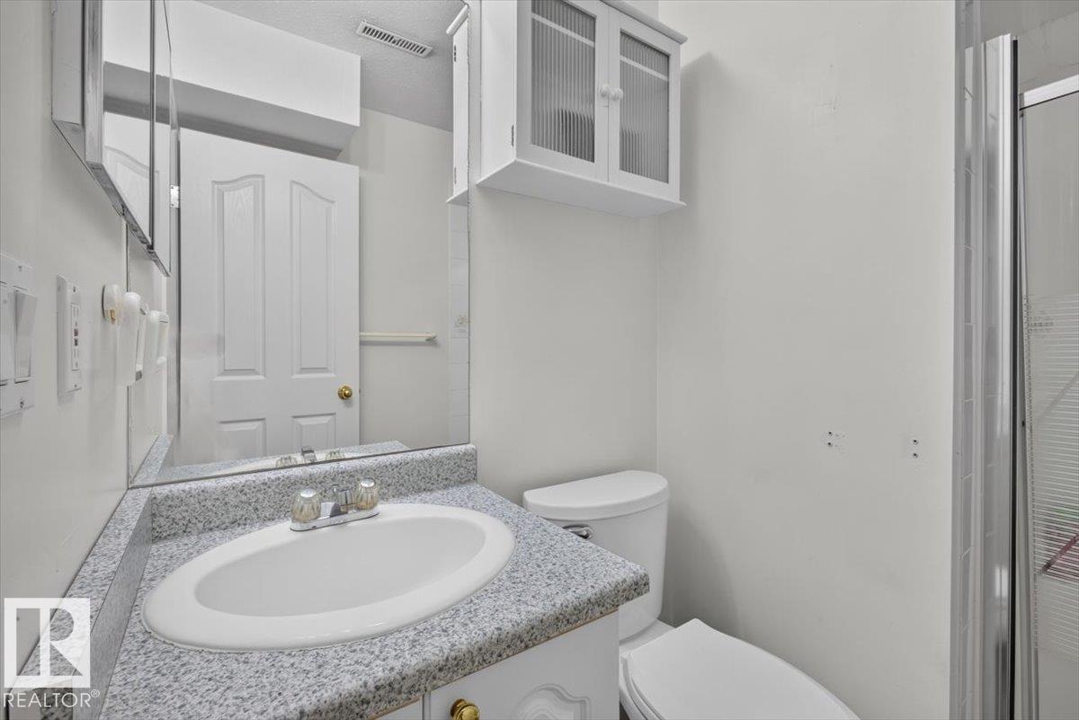 3907 33 ST NW - 32