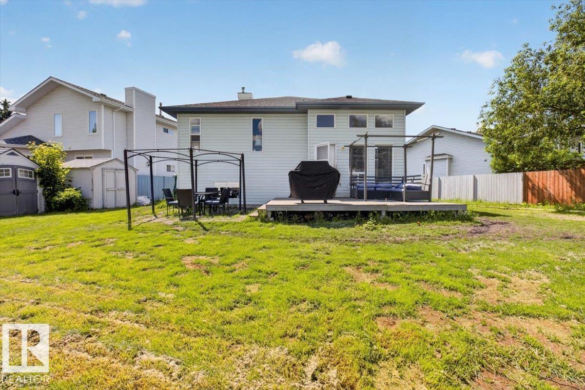3907 33 ST NW - 35
