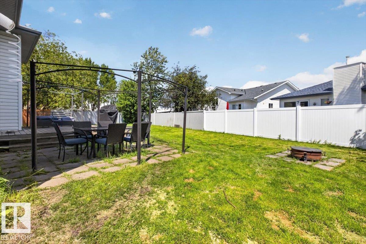 3907 33 ST NW - 36