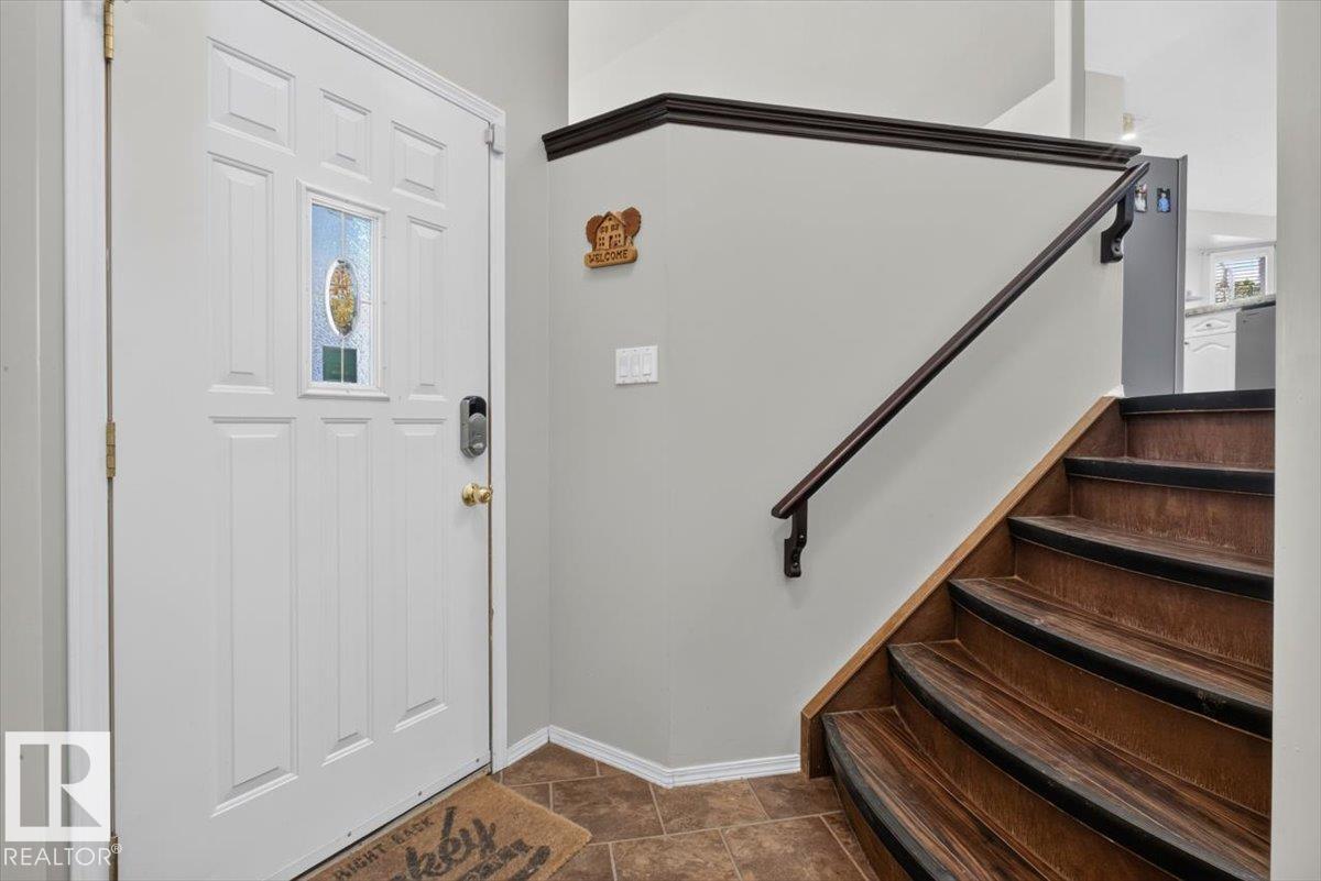 3907 33 ST NW - 6