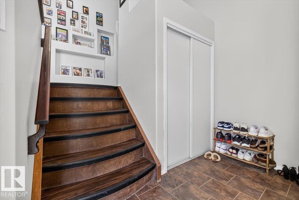 3907 33 ST NW - 7
