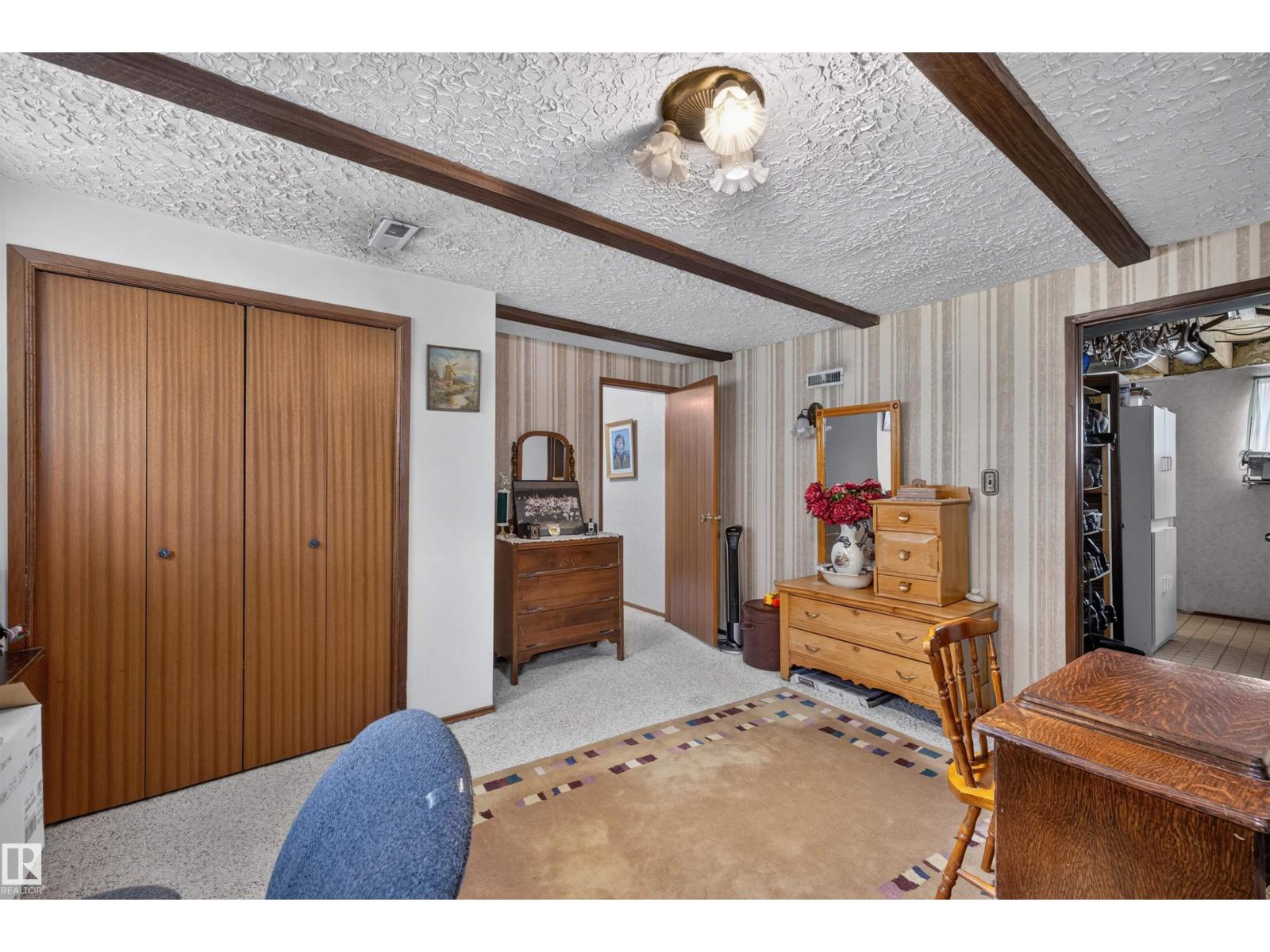 18 GLENBROOK BV — photo 26