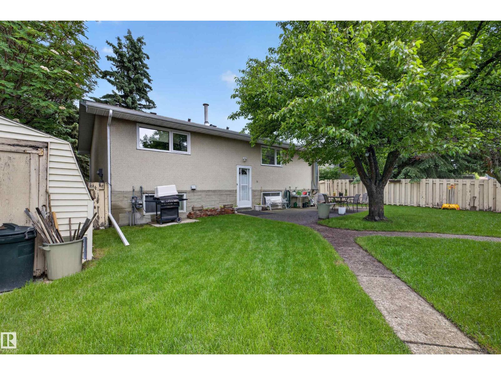 18 GLENBROOK BV — photo 36