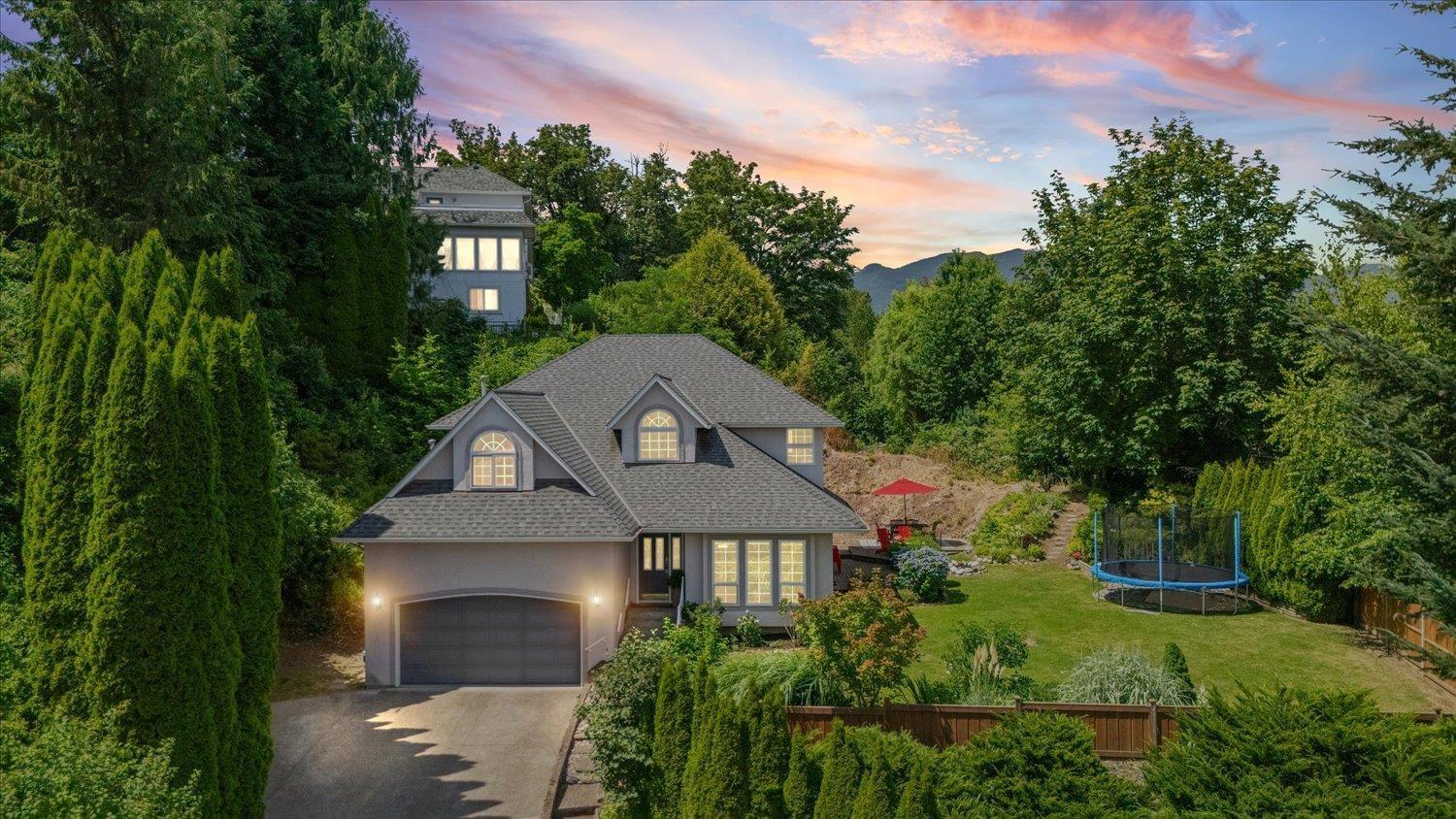 8767 FREELAND PLACE, Chilliwack Mountain, Chilliwack