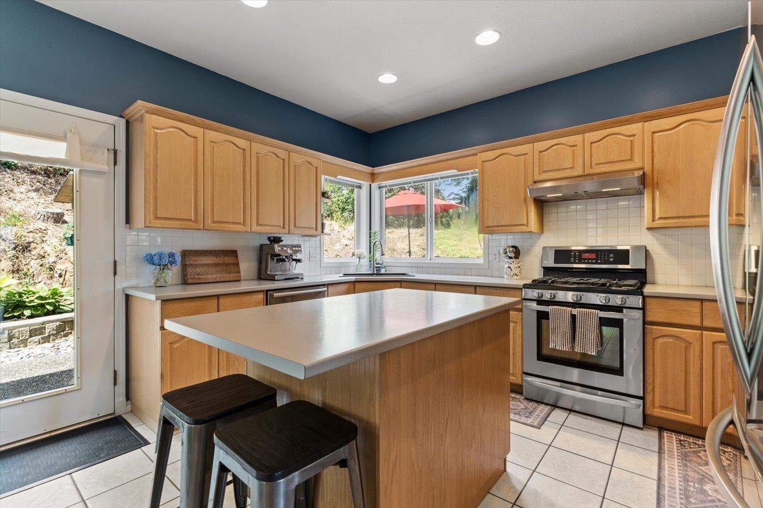 8767 FREELAND PLACE, Chilliwack Mountain, Chilliwack