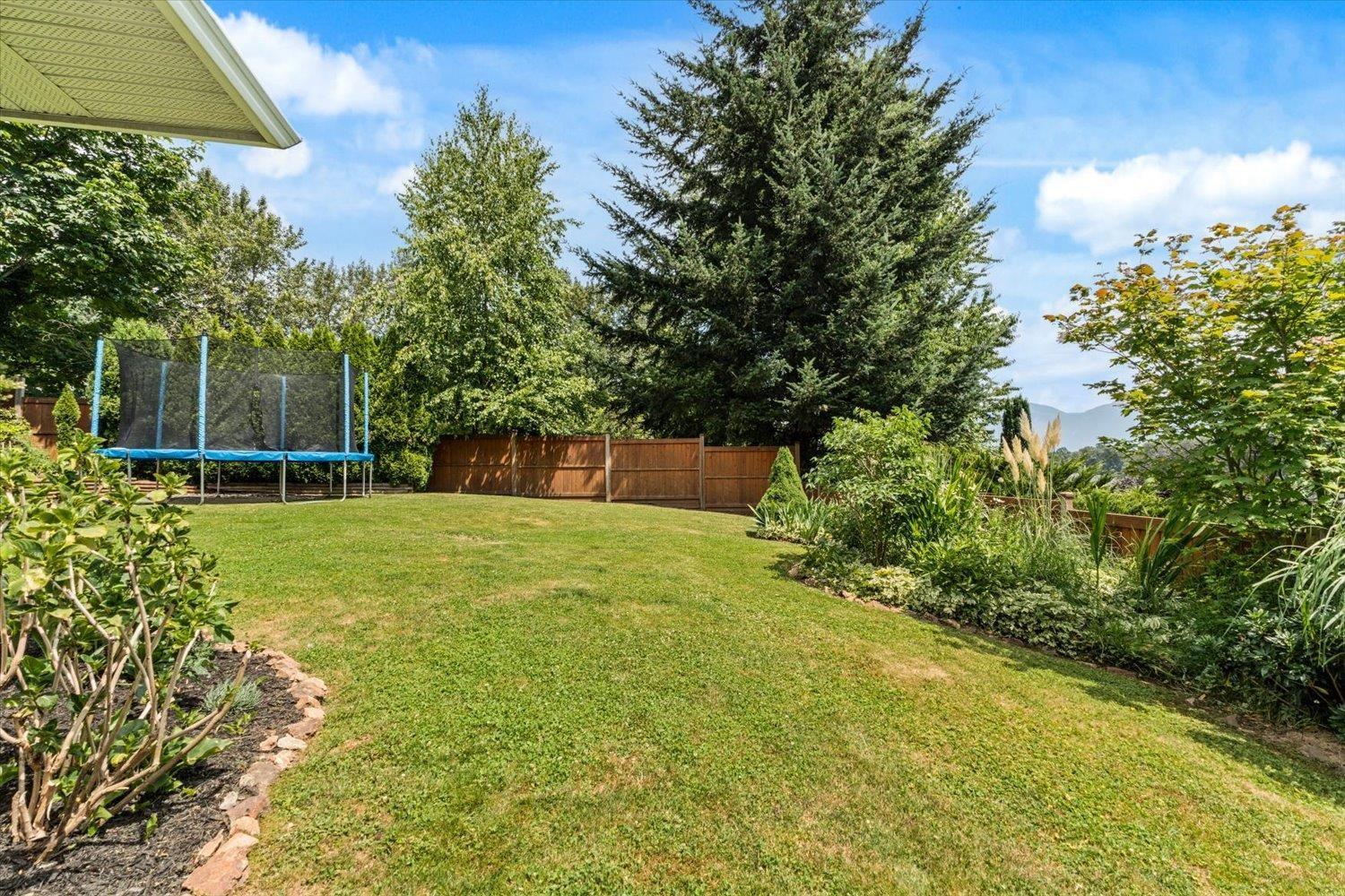 8767 FREELAND PLACE, Chilliwack Mountain, Chilliwack