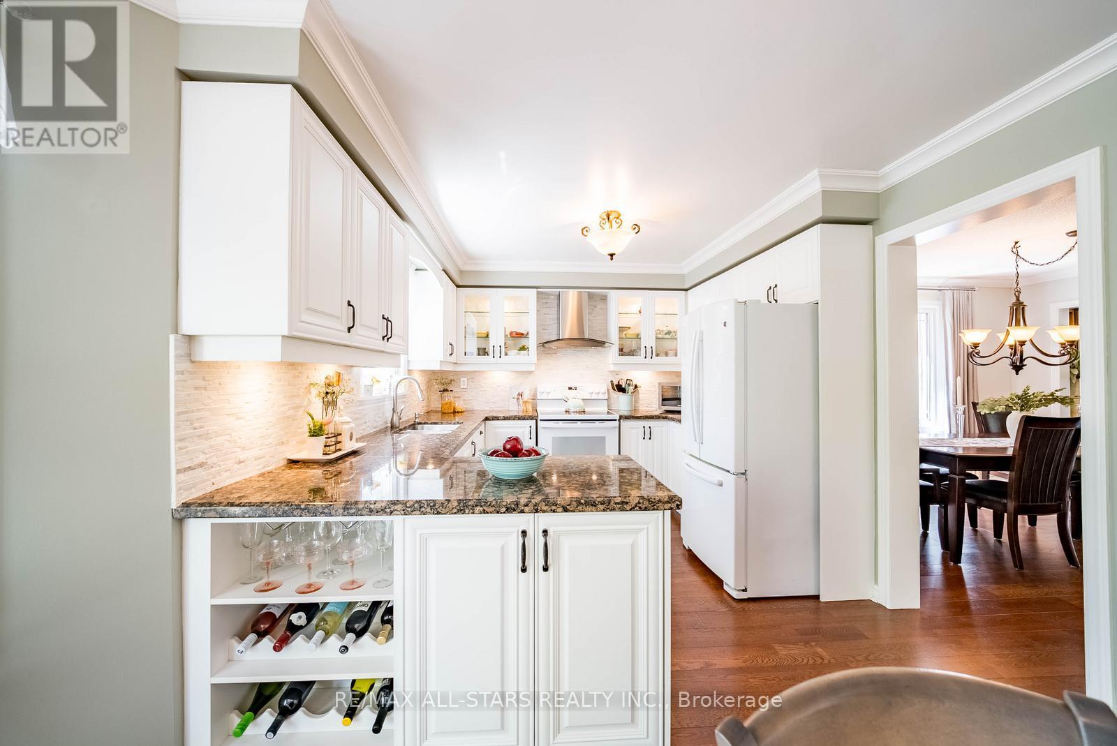 636 RUPERT AVENUE - 9
