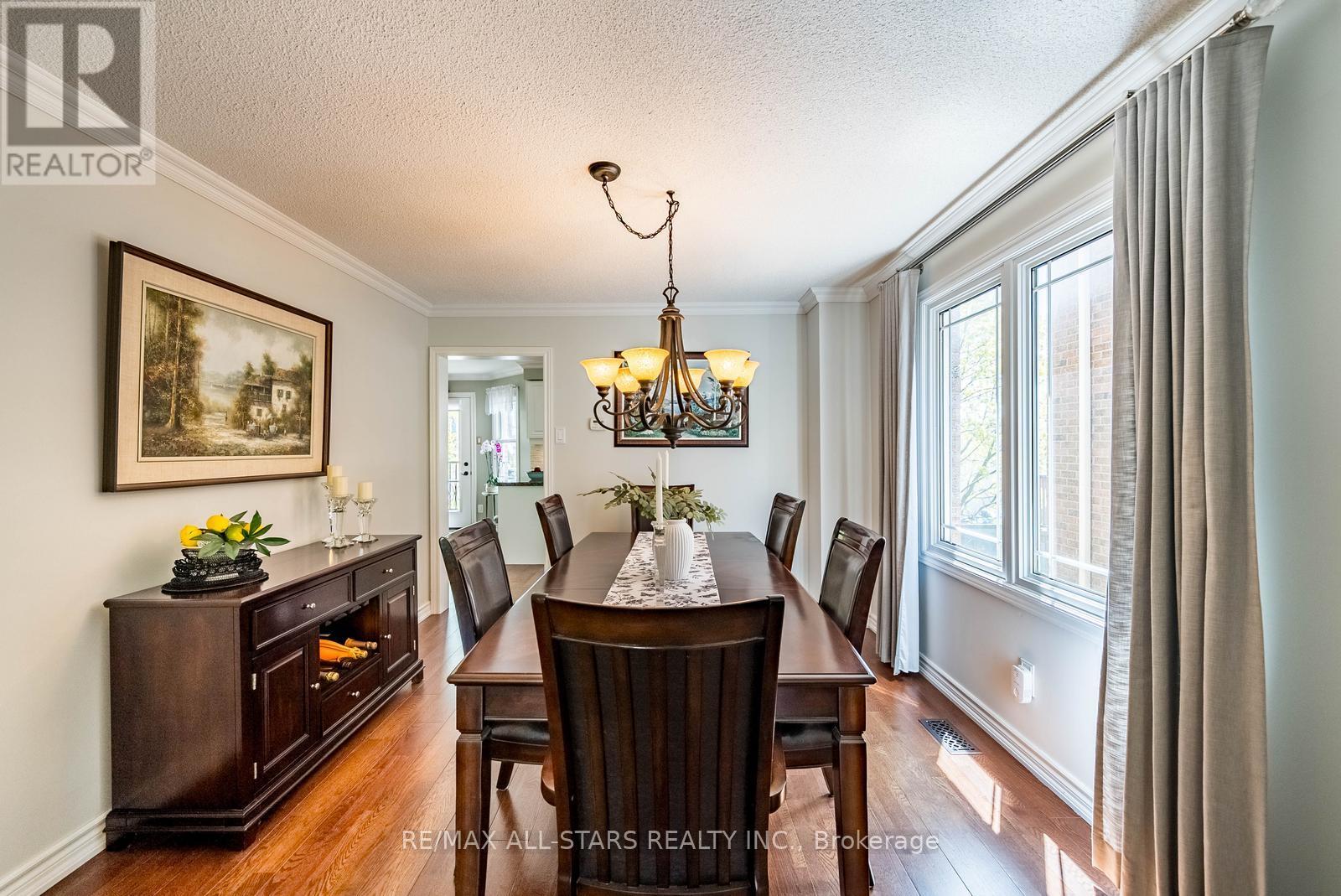 636 RUPERT AVENUE - 6