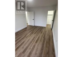 504 - 8 Park Vista Drive, Toronto, ON M4B1A3 Photo 12