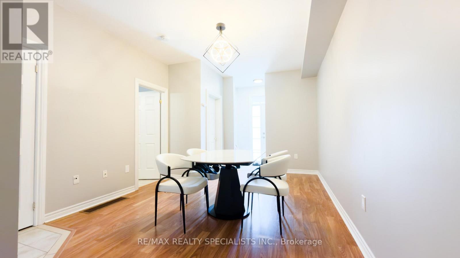 111 CIVIC CENTRE DRIVE - 4