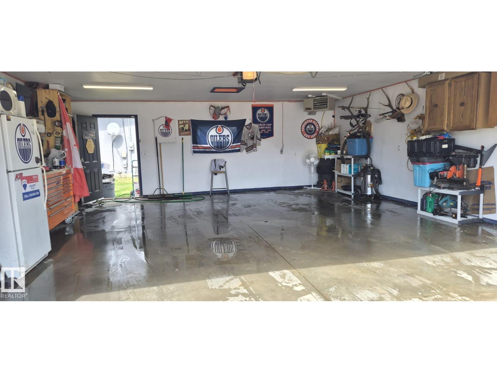 10523 105 ST - 33