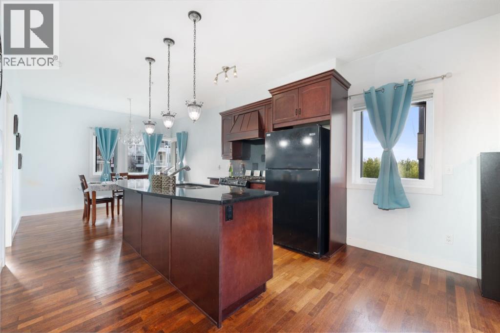 #303 1828 14 Street SW - 2