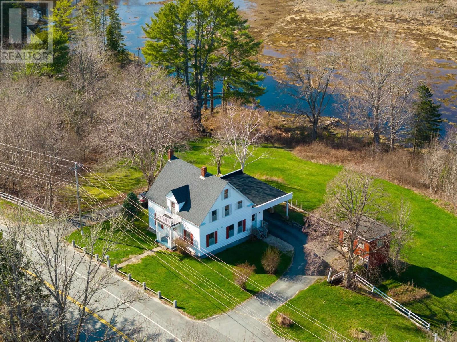 5226 Highway 3 - 5