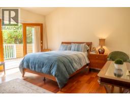 6608 Razor Point Road, Pender Island, BC V0N2M1 Photo 15