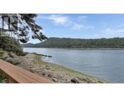6608 Razor Point Road, Pender Island, BC V0N2M1 Photo 36