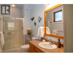 6608 Razor Point Road, Pender Island, BC V0N2M1 Photo 19