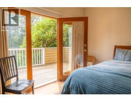6608 Razor Point Road, Pender Island, BC V0N2M1 Photo 17