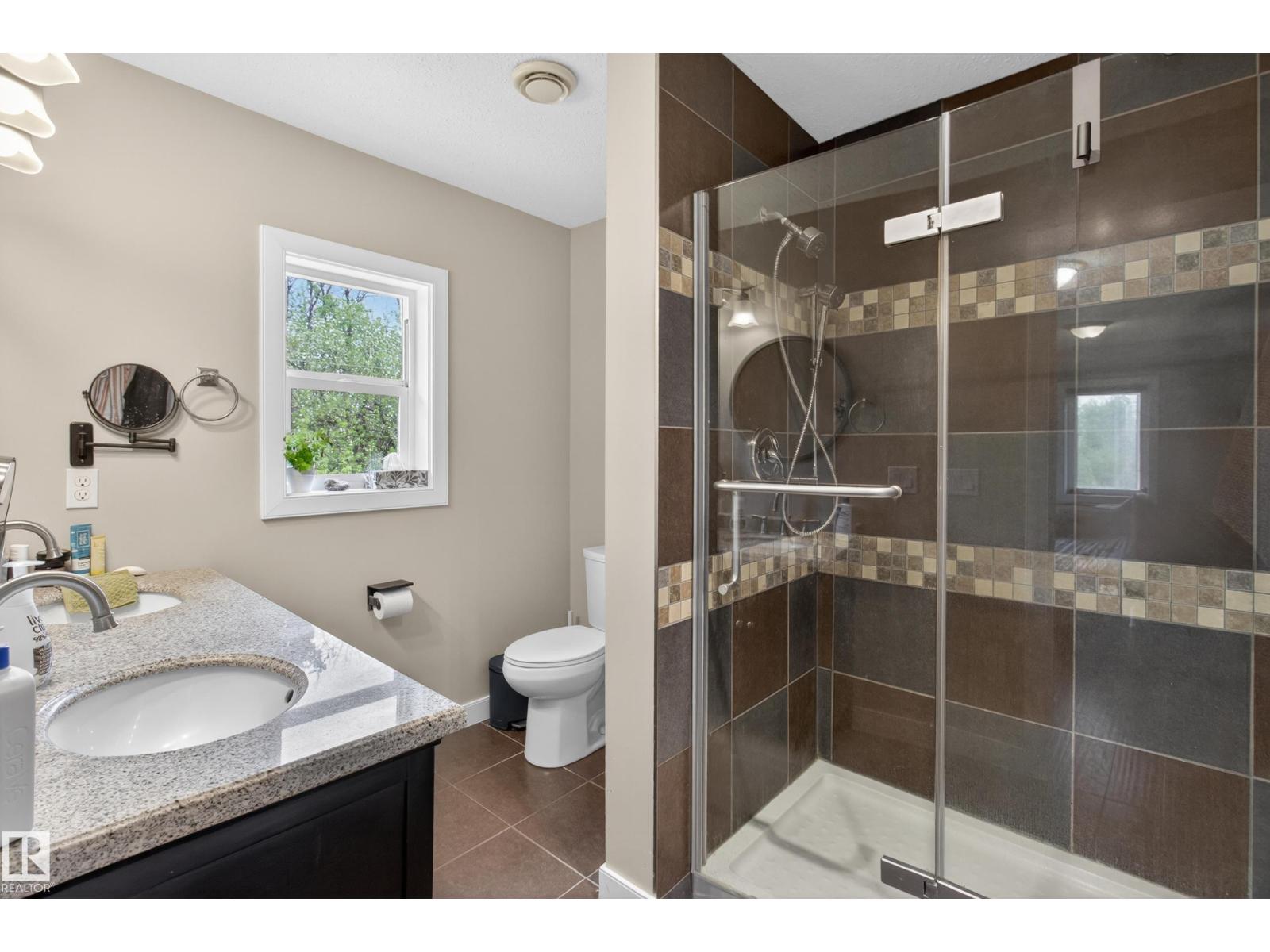 52073 HWY 21 - 19