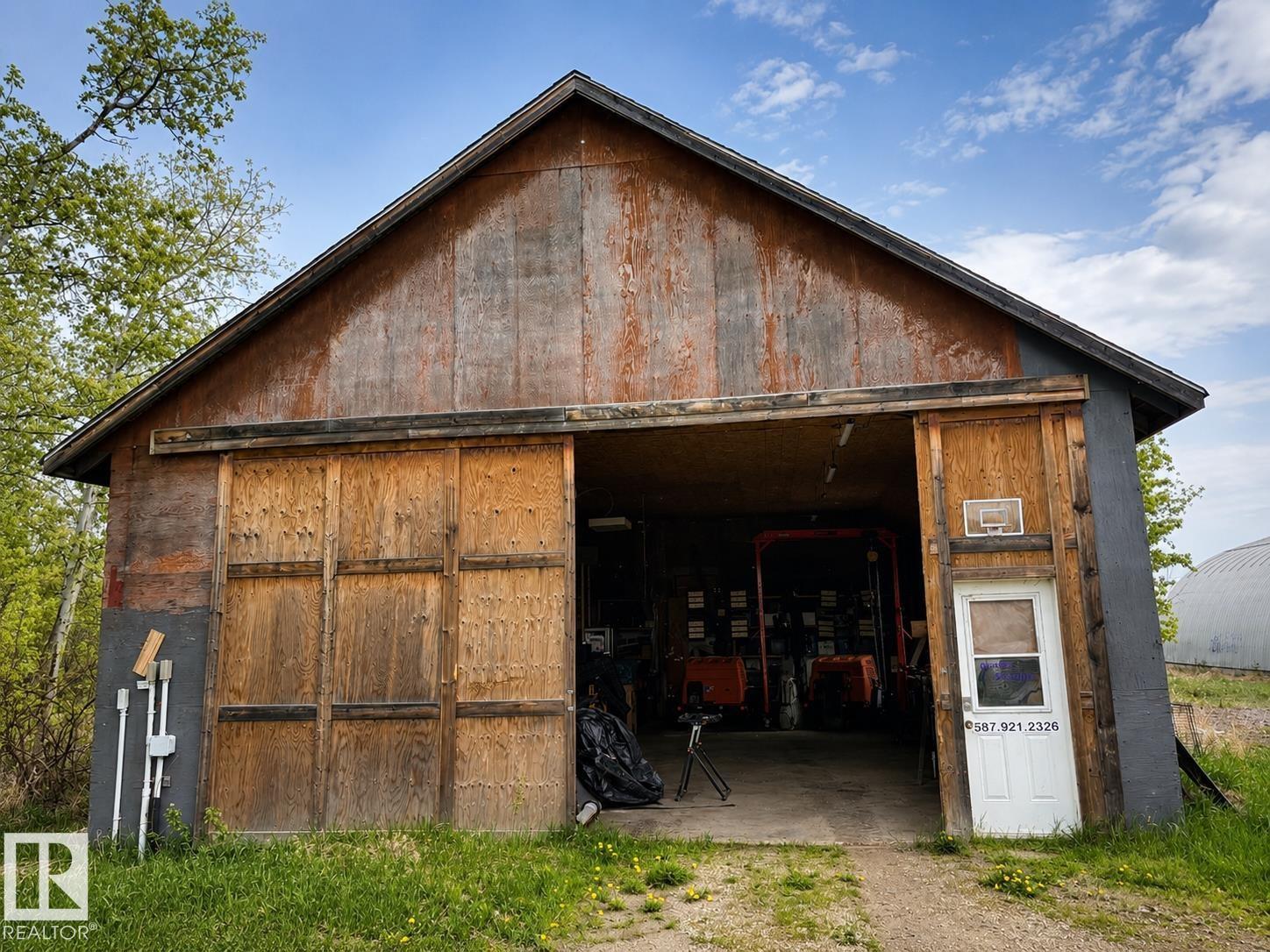 52073 HWY 21 - 45