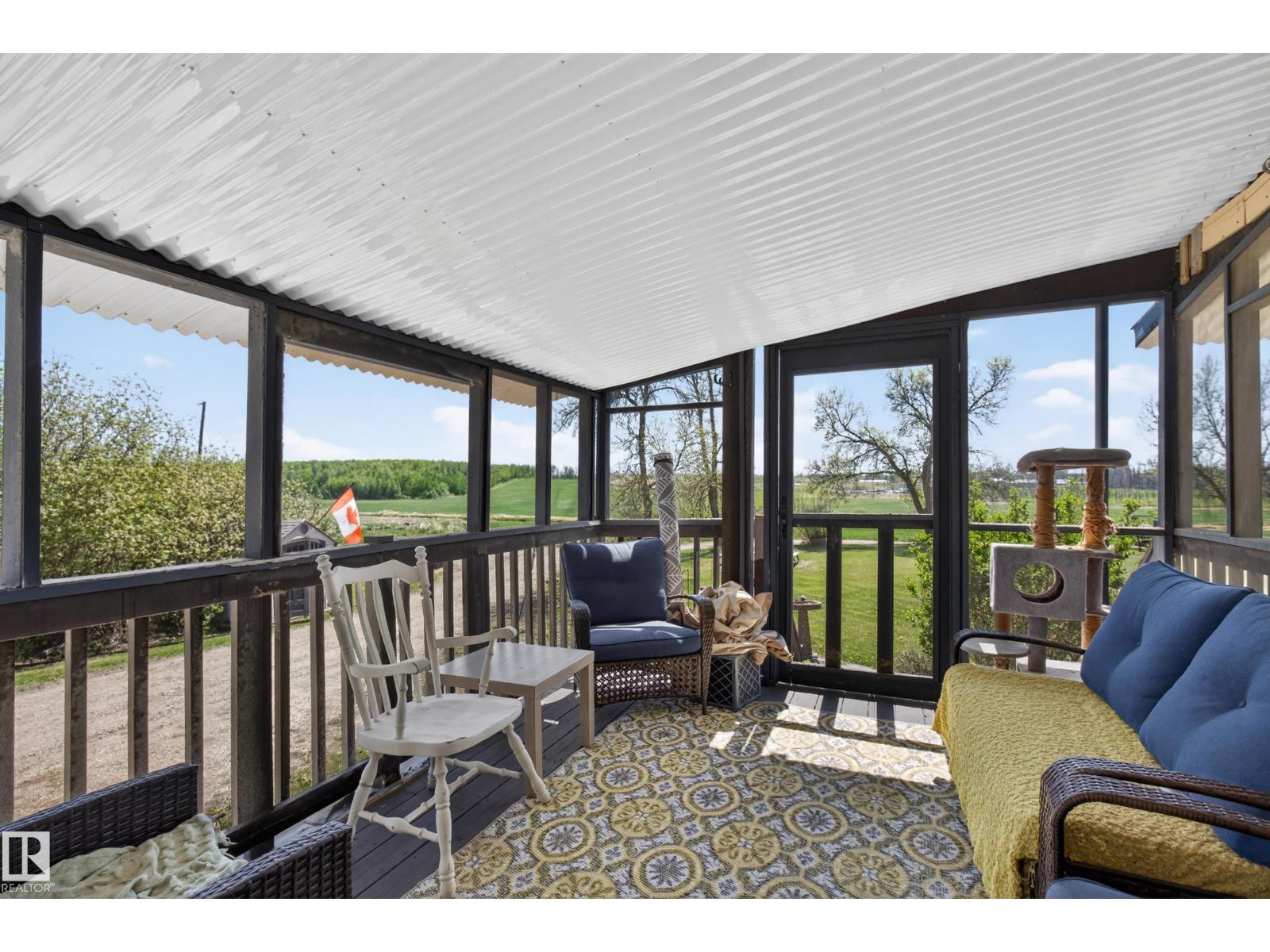 52073 HWY 21 - 9