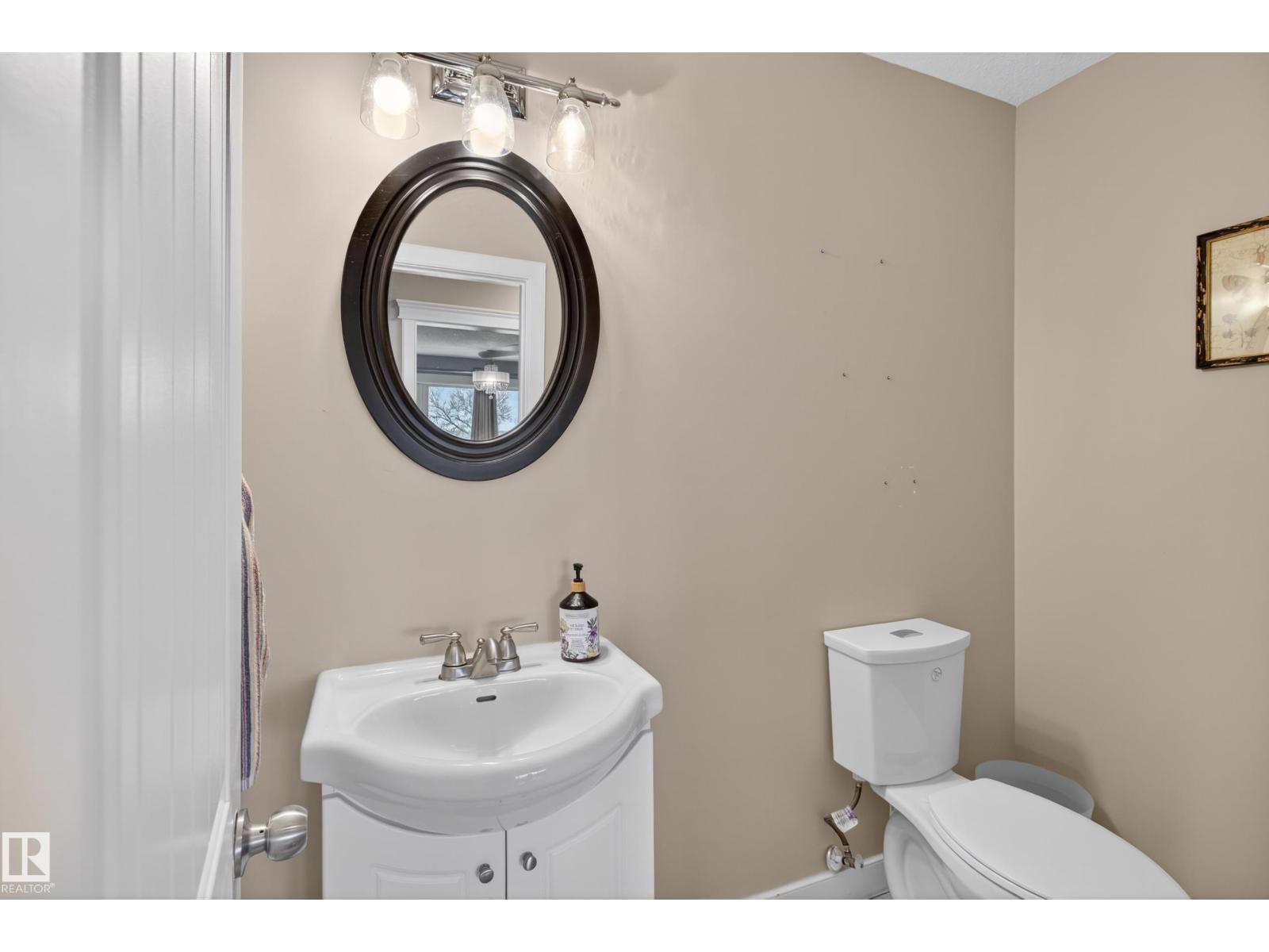 52073 HWY 21 - 24
