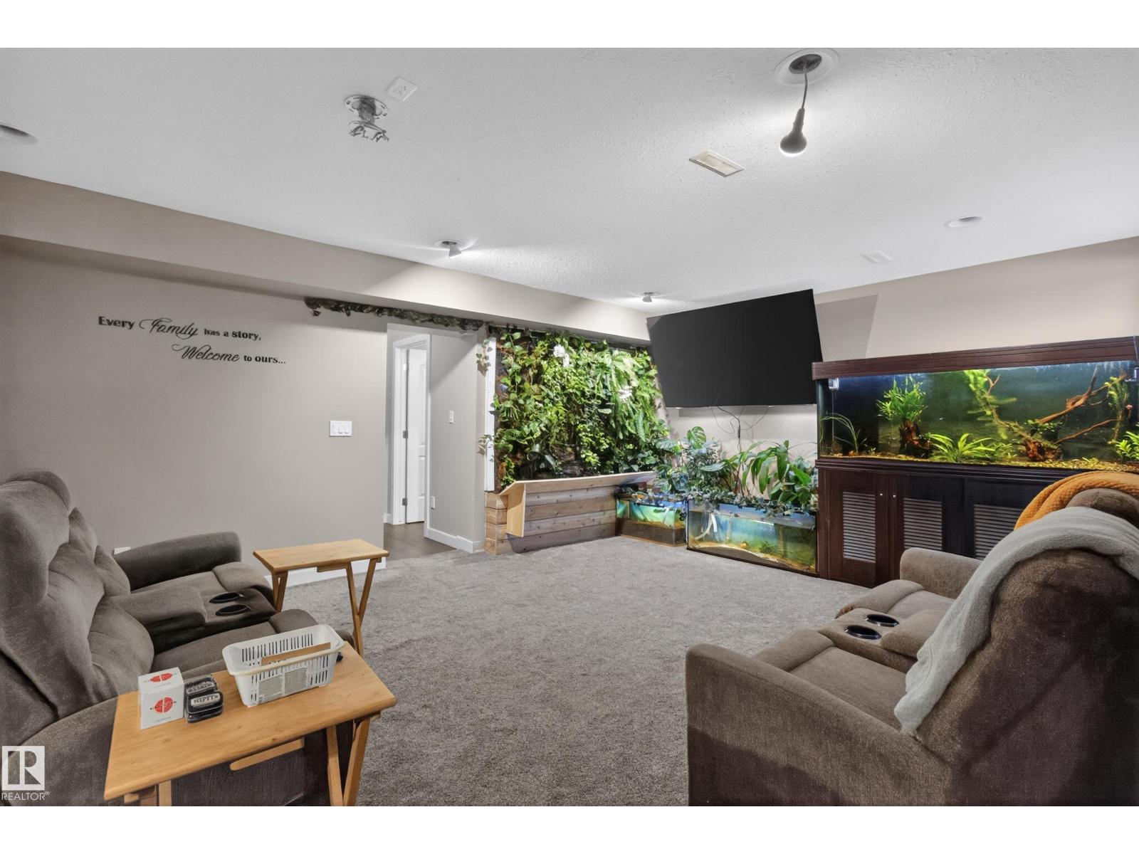 52073 HWY 21 - 38