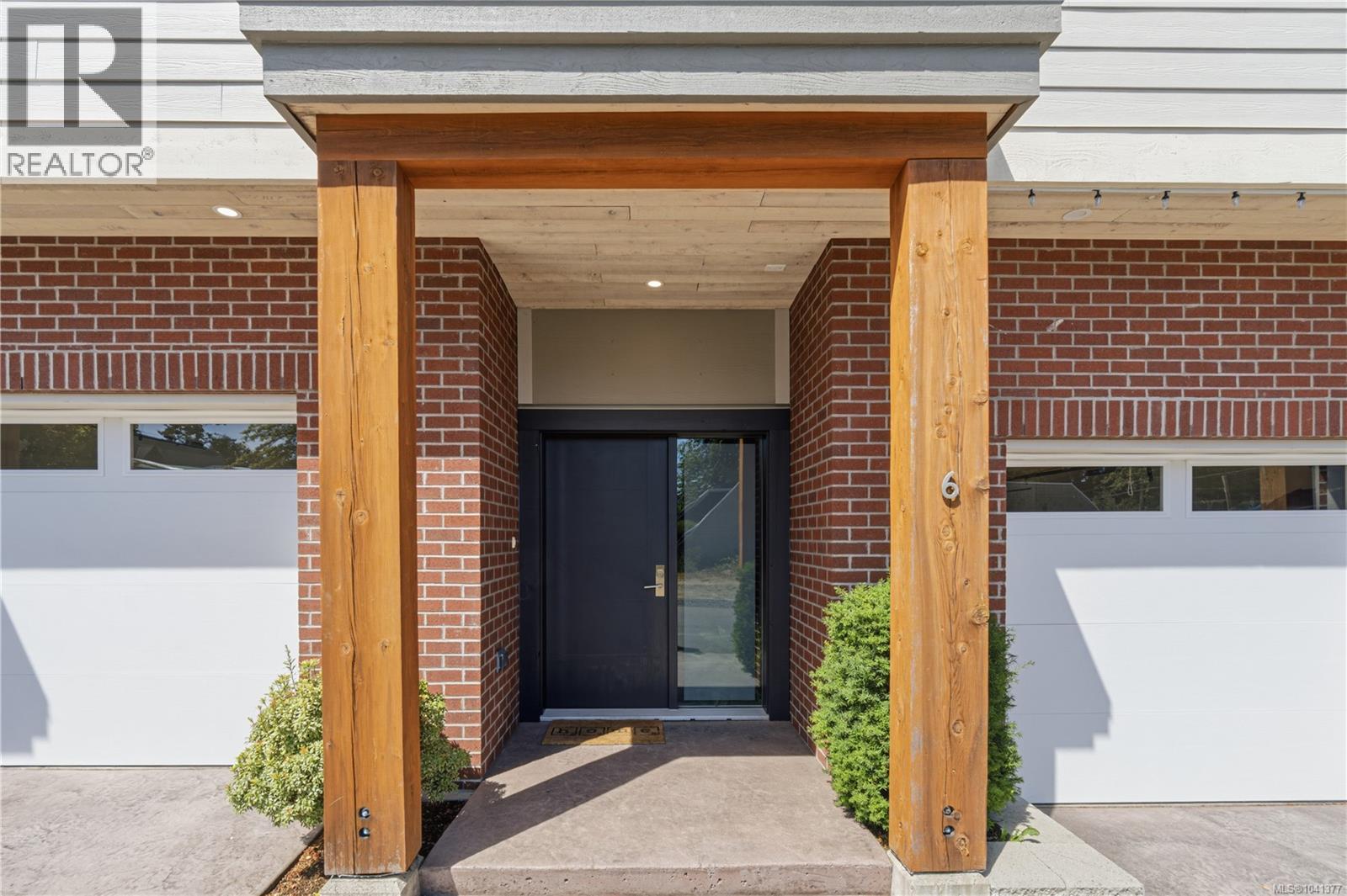6 180 First Ave W, Qualicum Beach