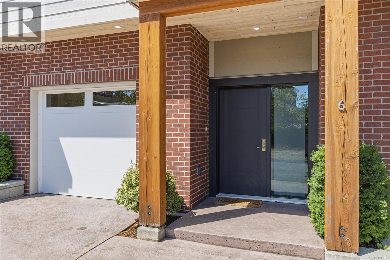 6 180 First Ave W, Qualicum Beach