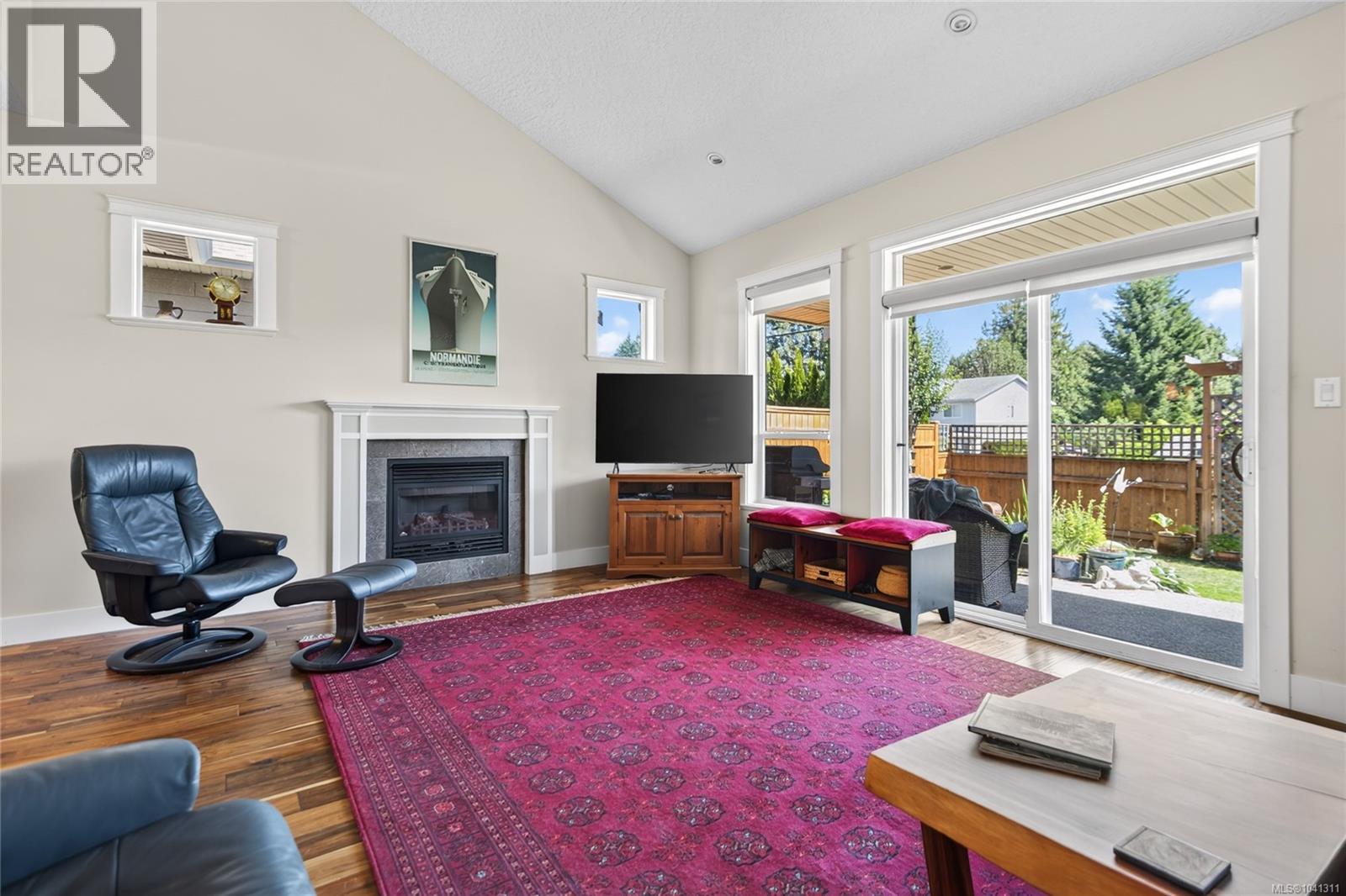 #201 303 Arden Rd - 23