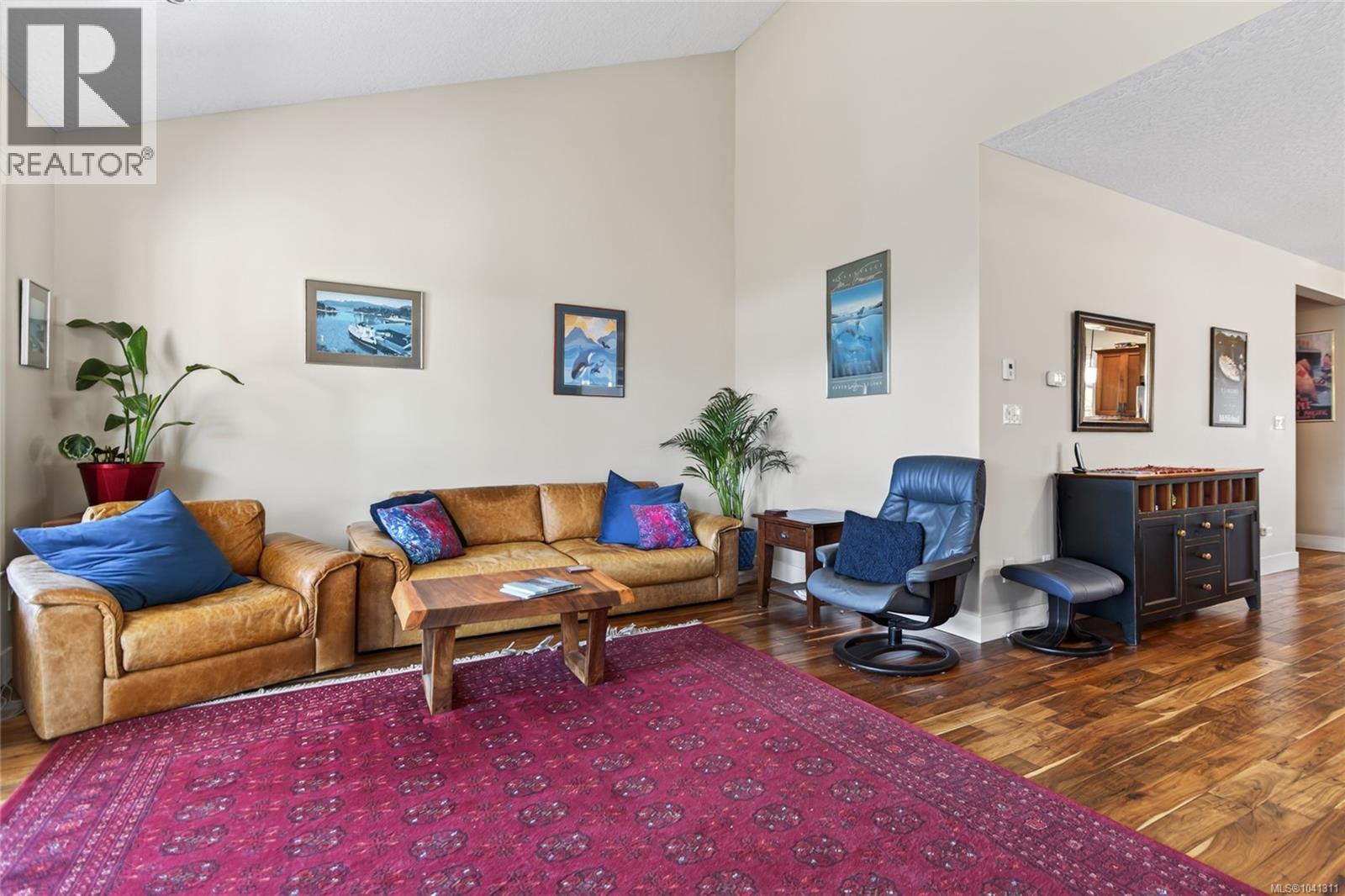 #201 303 Arden Rd - 24