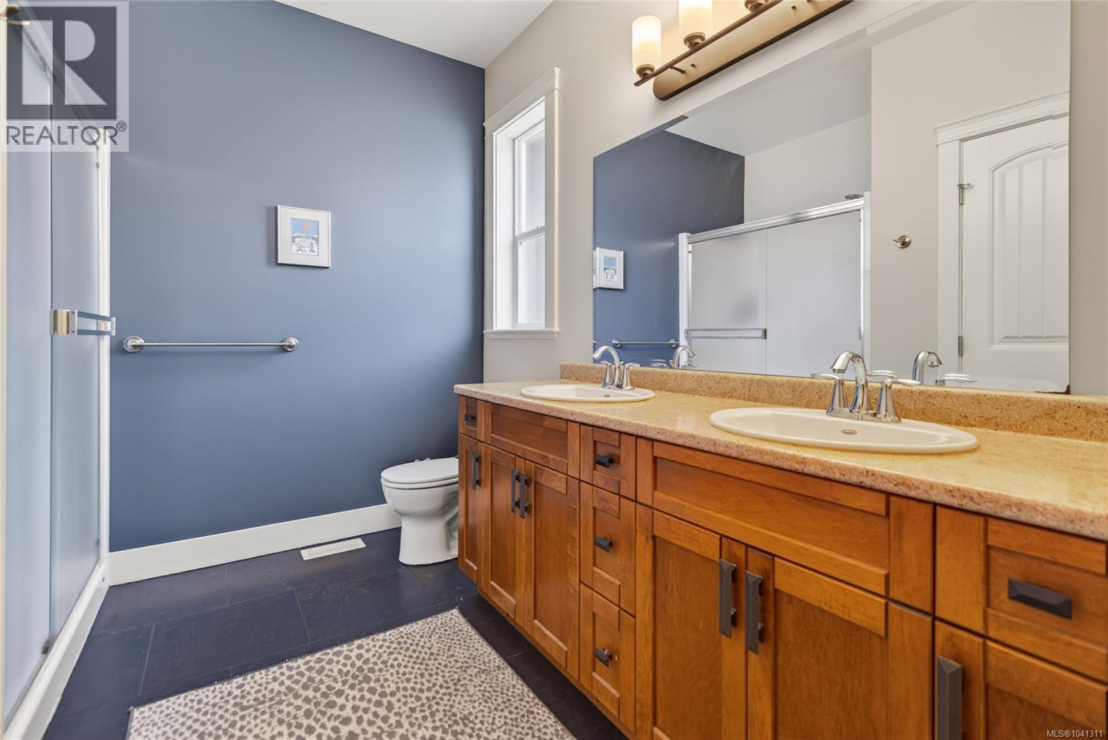 #201 303 Arden Rd - 29