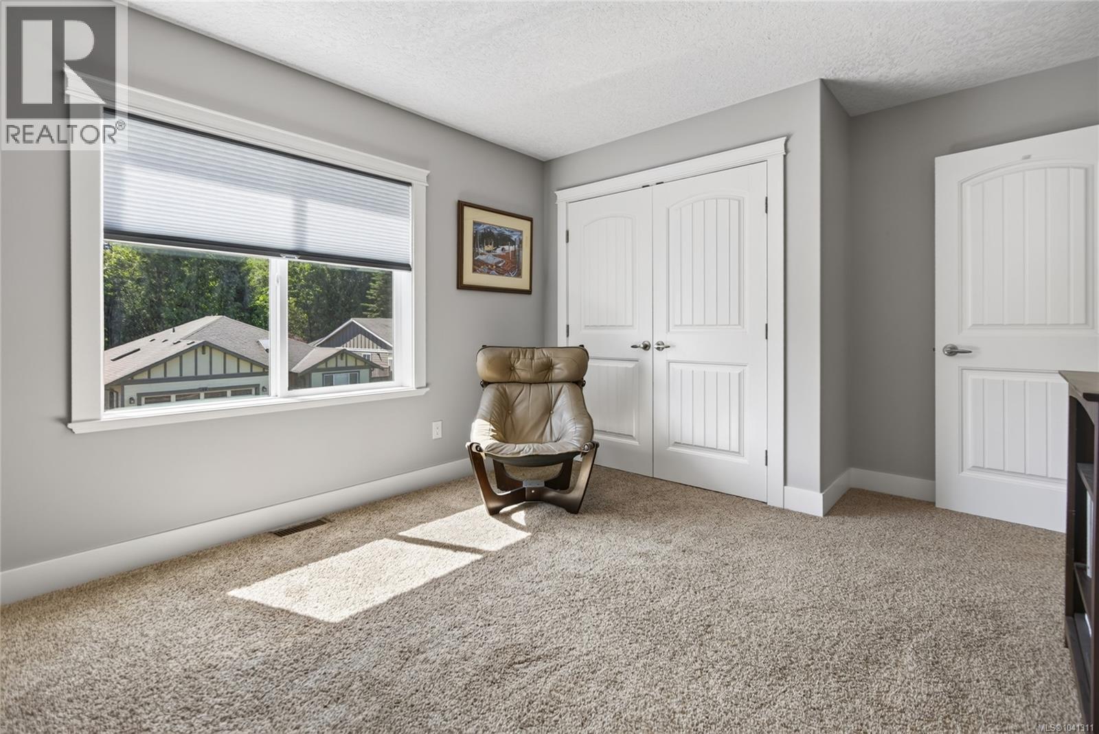 #201 303 Arden Rd - 44