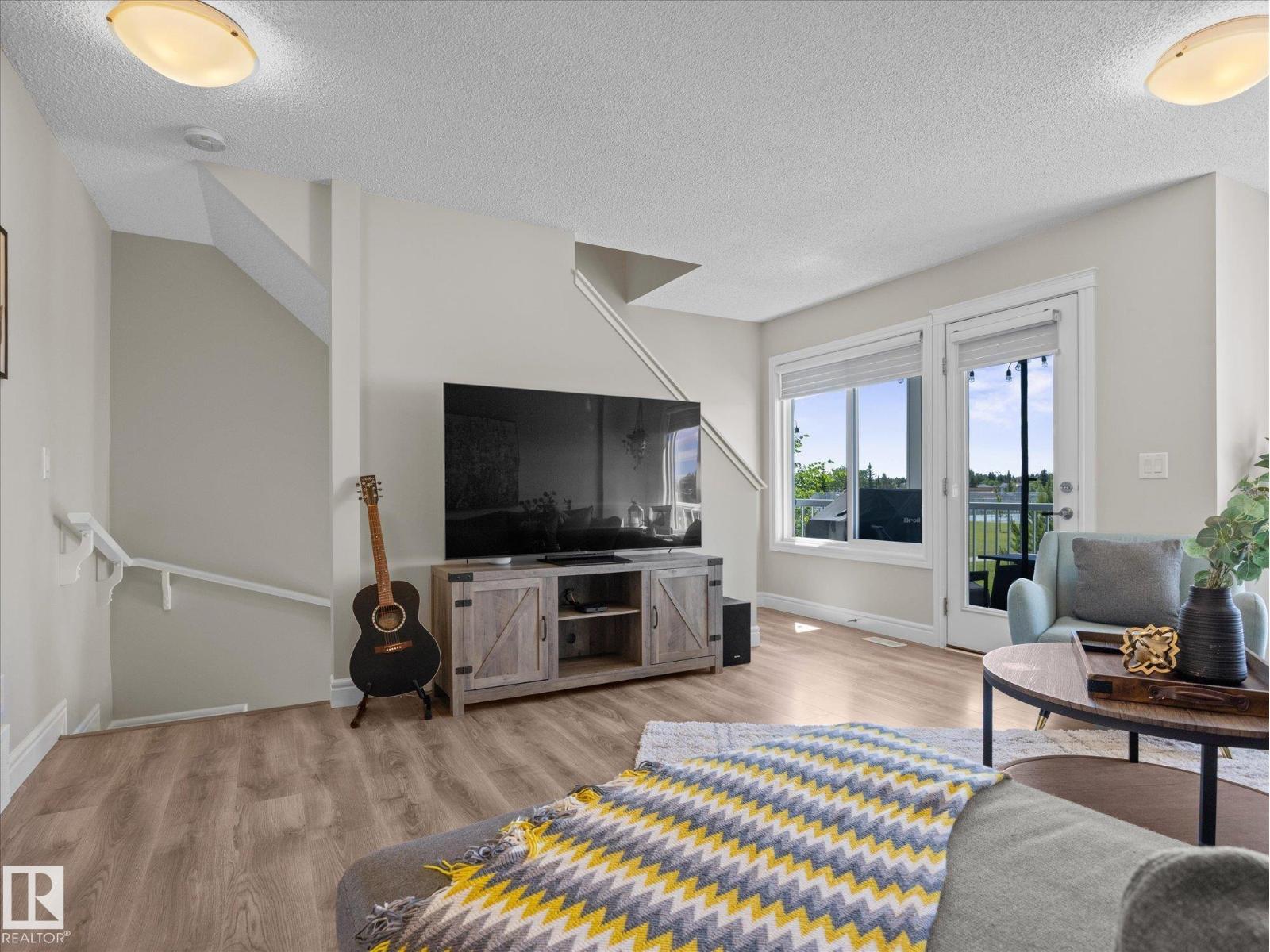 #16 330 BULYEA RD NW — photo 7