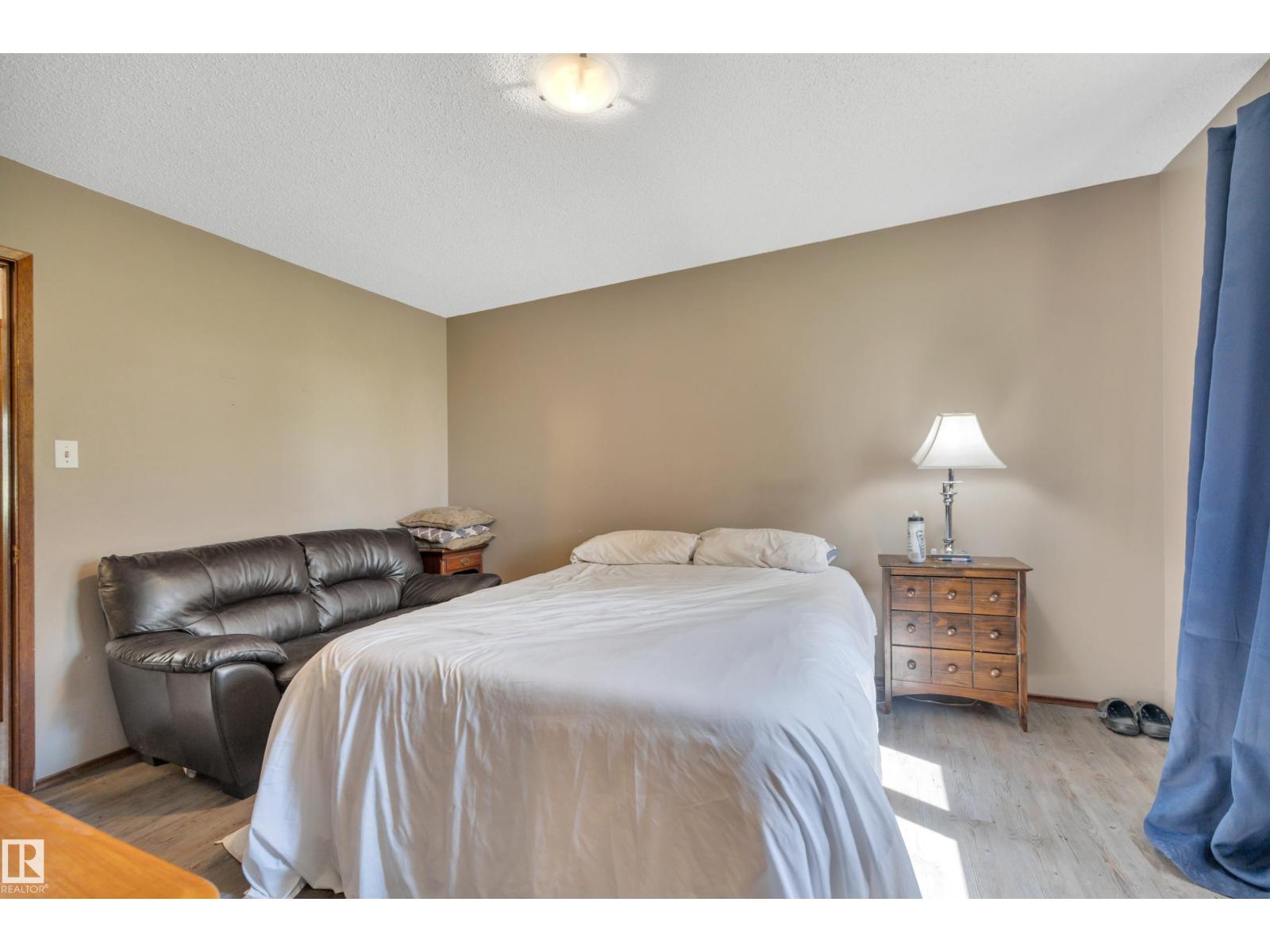#130 50202 RGE RD 244A - 17