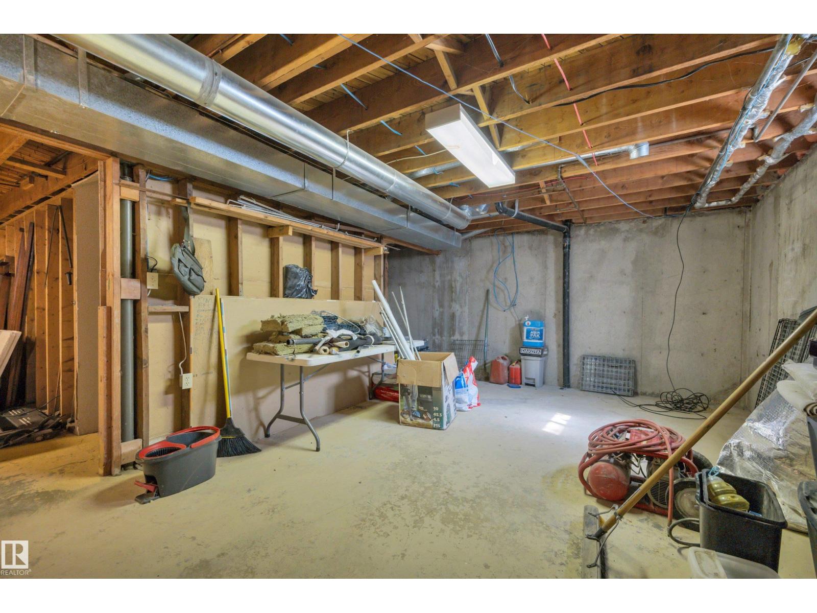 #130 50202 RGE RD 244A - 39