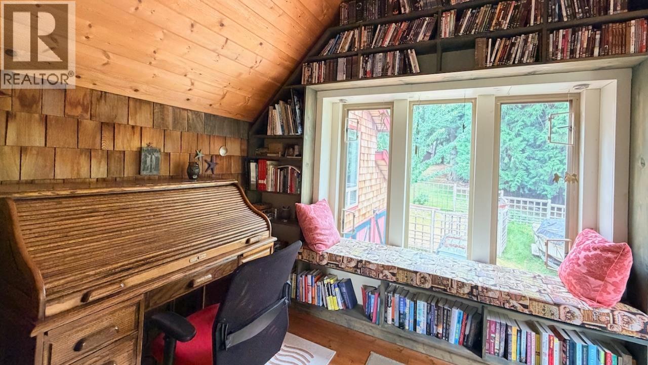 234 MARINERS WAY, Mayne Island