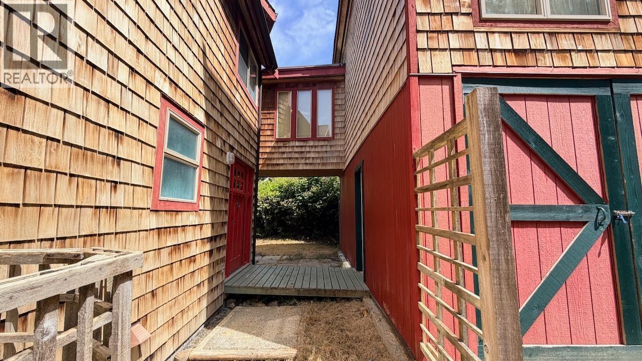 234 MARINERS WAY, Mayne Island