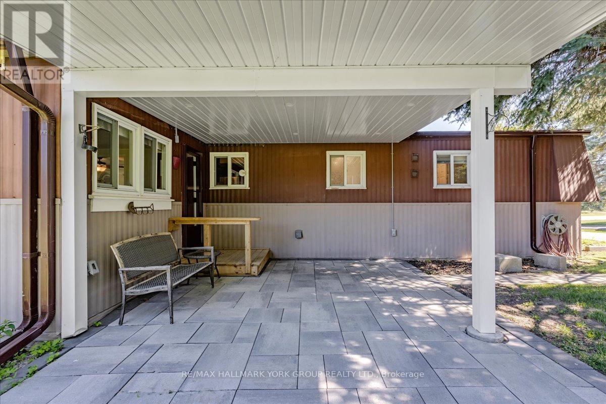 120 ROXANNA DRIVE - 20