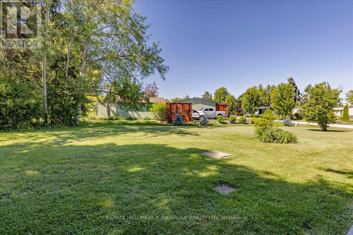 120 ROXANNA DRIVE - 24
