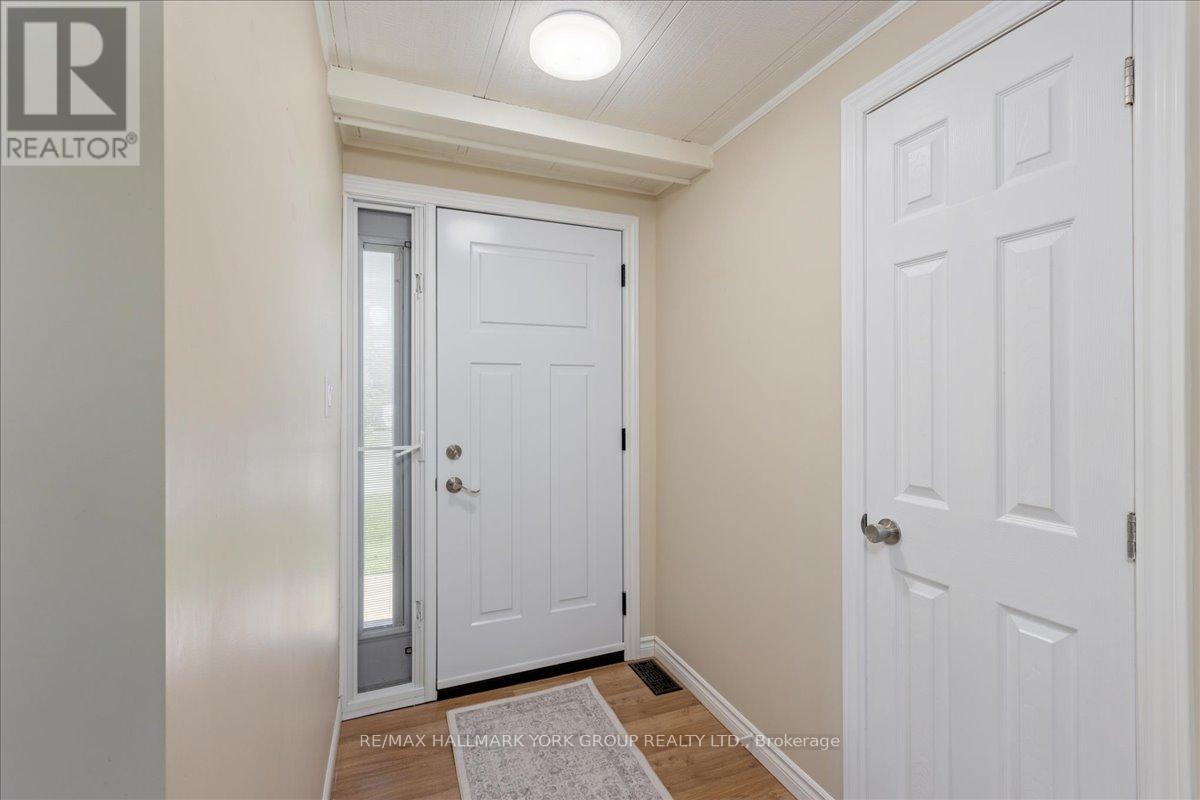 120 ROXANNA DRIVE - 5