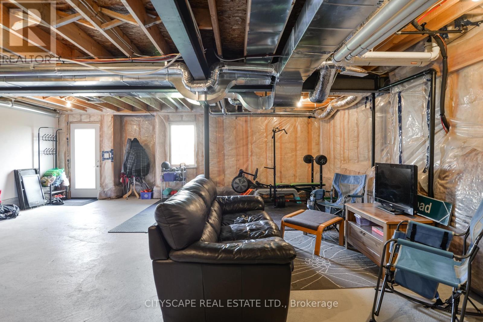 248 JAMES STREET E - 13