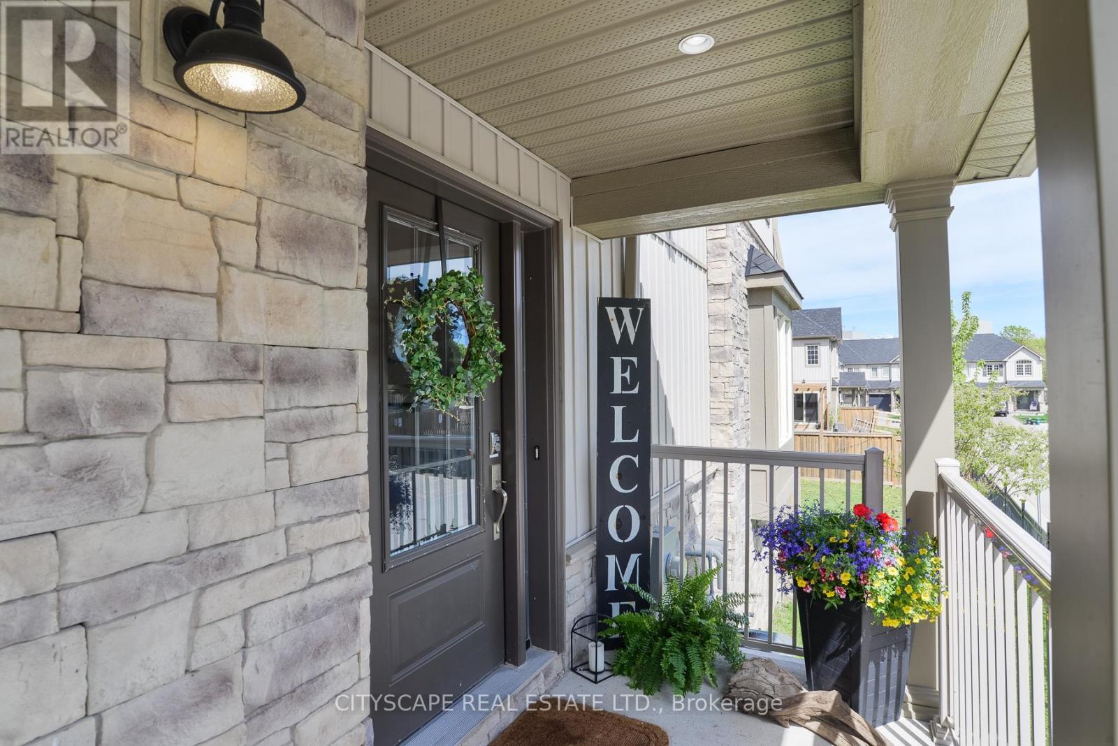 248 JAMES STREET E - 3