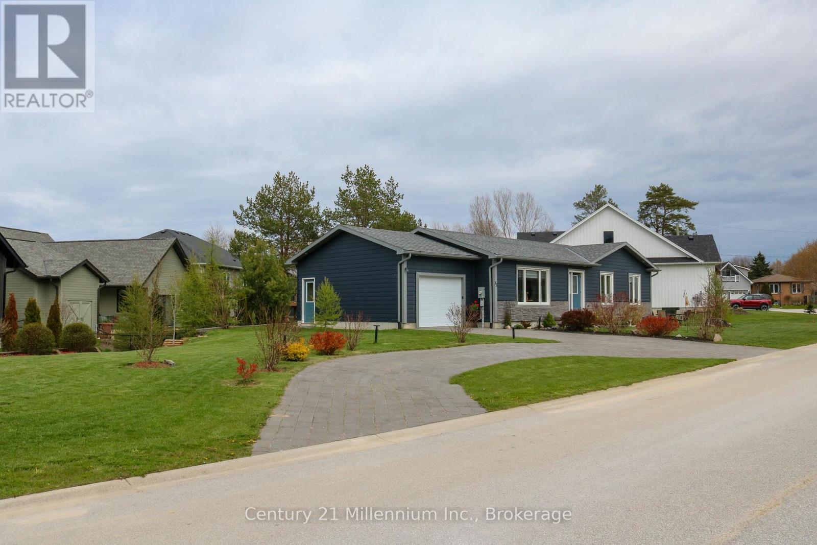 85 GORDON CRESCENT - 4