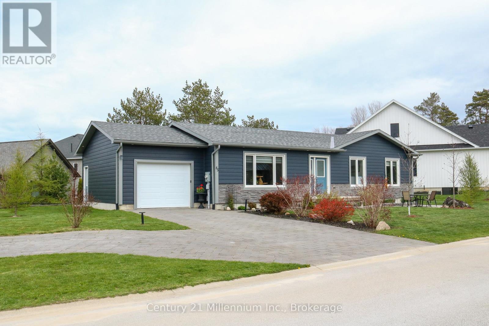 85 GORDON CRESCENT - 1