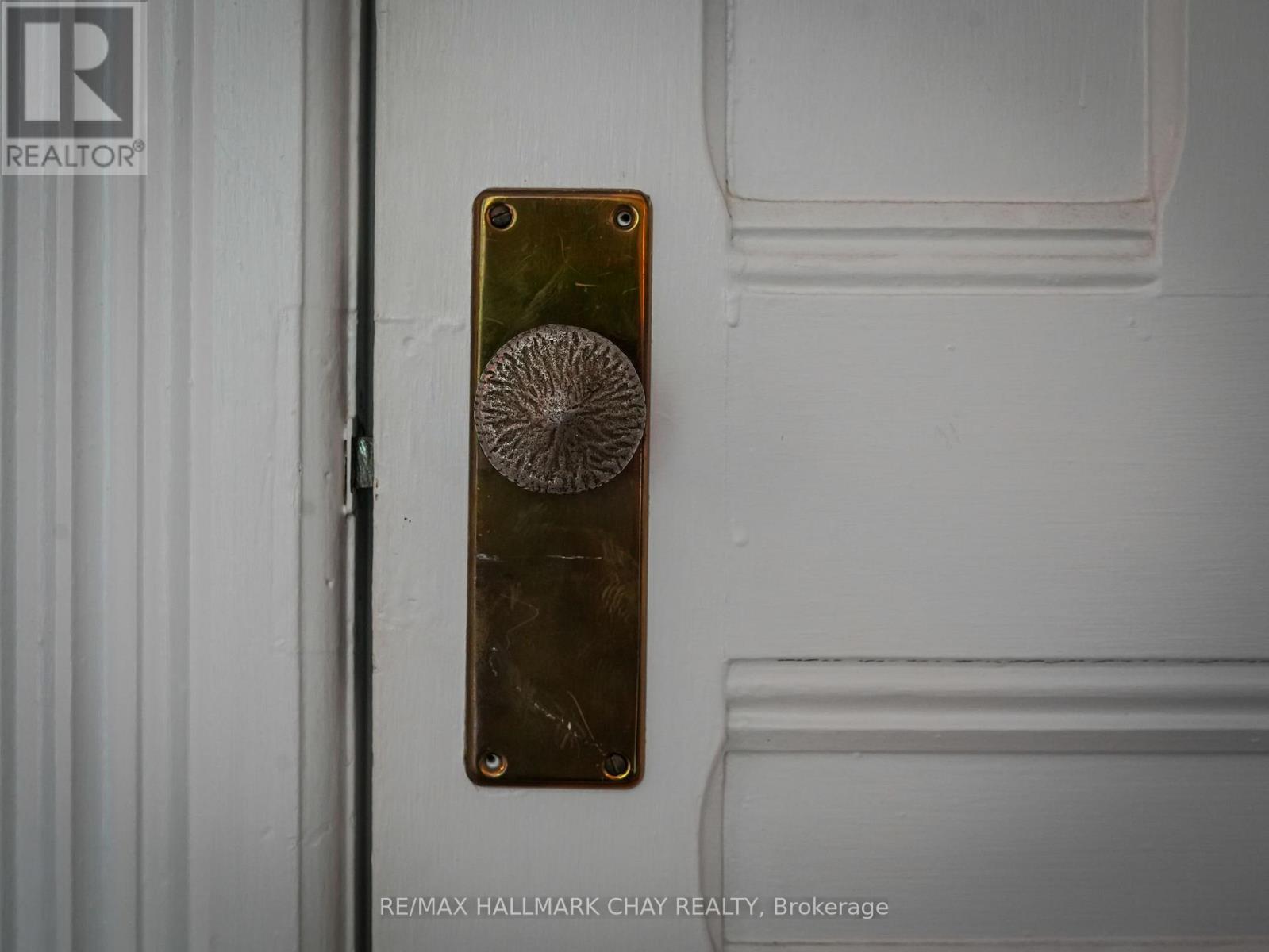 102 WELLINGTON STREET E - 30