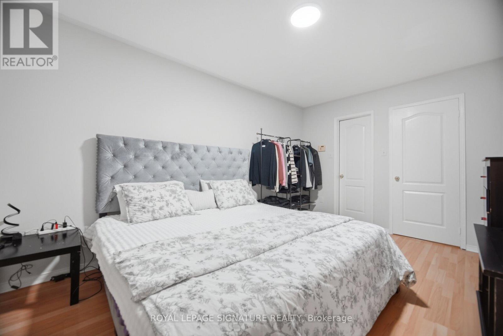 588 ROSSELLINI DRIVE - 34