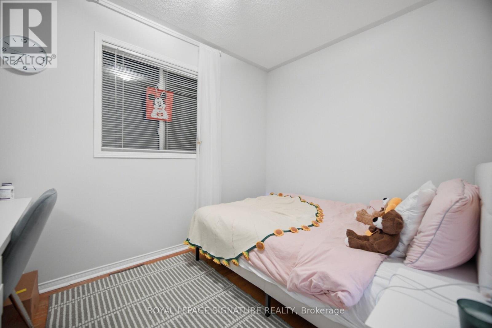 588 ROSSELLINI DRIVE - 39
