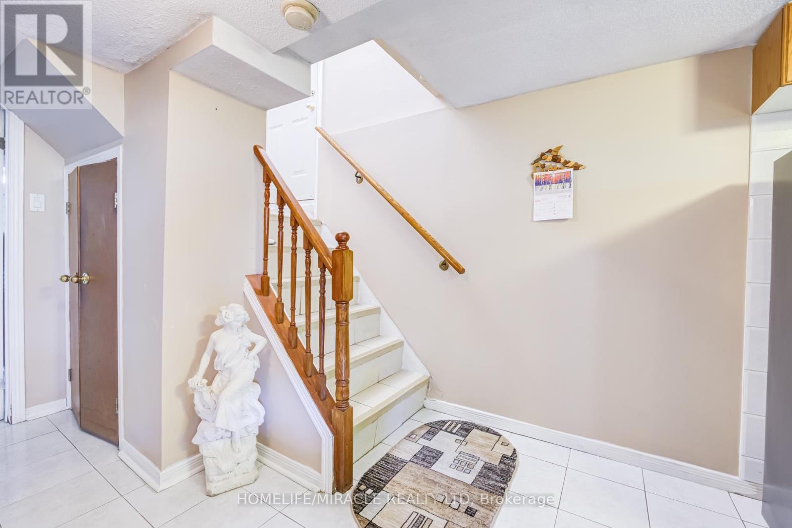 9 WHEATSHEAF CRESCENT - 28