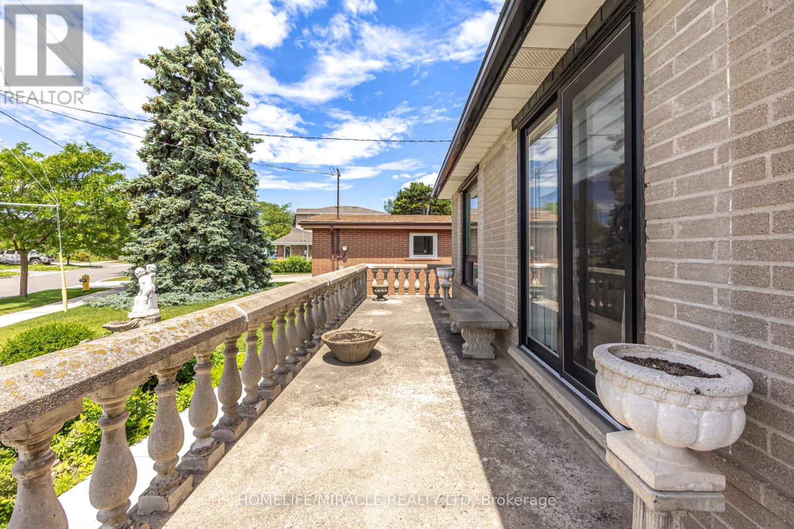 9 WHEATSHEAF CRESCENT - 4