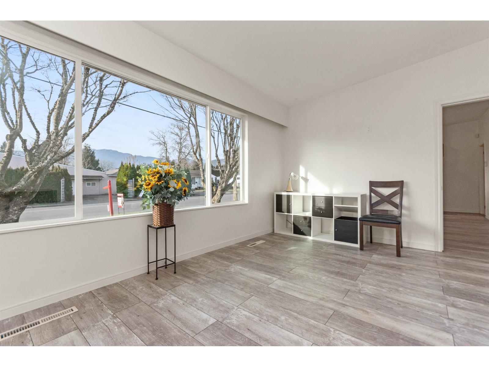 9410 CORBOULD STREET, Chilliwack Proper West, Chilliwack